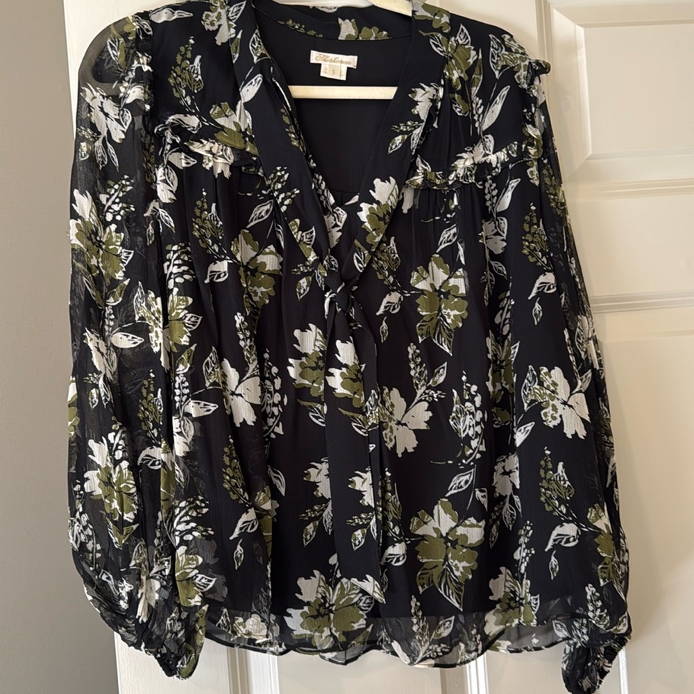 Shoshanna size small black silk blouse with gray/white flower detail
